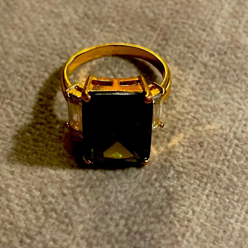 Ladies Emerald and Diamond Fashion Ring - Picture 9 of 9